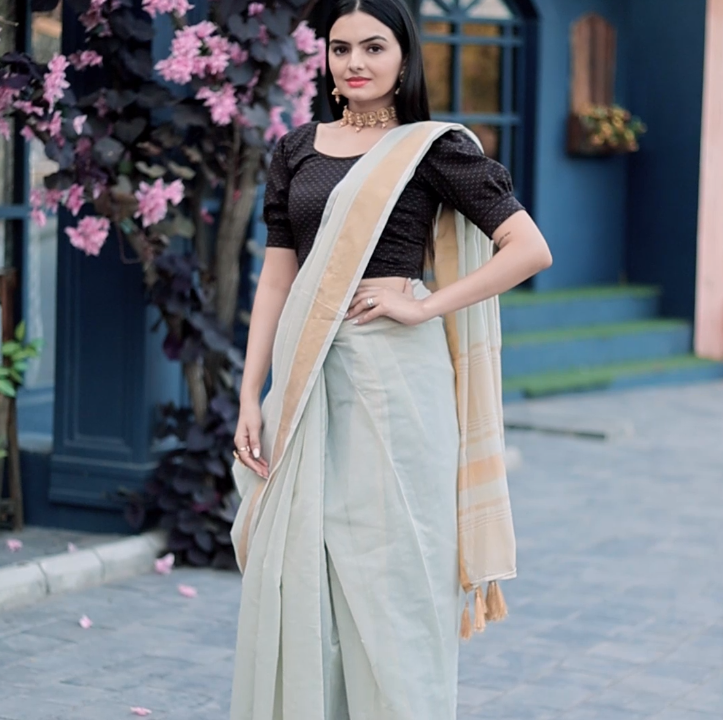 Muslin Silk Luxurious Saree with Zari Border