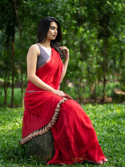 Premium and Luxe Rich Red Color Handloom Cotton Saree